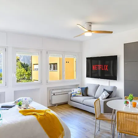 Delux * Варенна