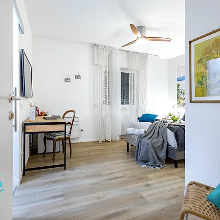 Apartment Delux Varenna